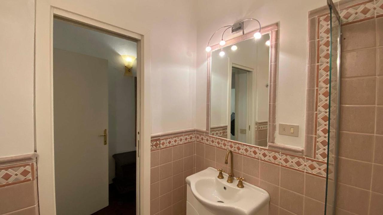 The Pitti Courtyard Apartamento Florencia Exterior foto